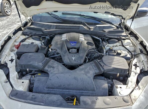 ZAM57RTA6G1173547 2016 MASERATI GHIBLI White Rear interior view