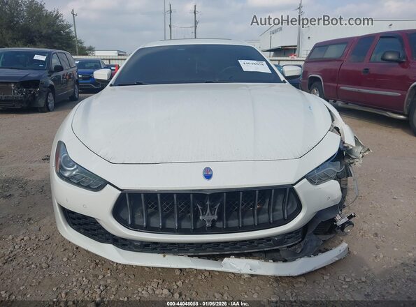 ZAM57XSA5K1319645 2019 MASERATI GHIBLI White Առջևի վահանակի տեսք