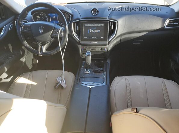 ZAM57XSA7K1328296 2019 MASERATI GHIBLI Черный Вид панели приборов