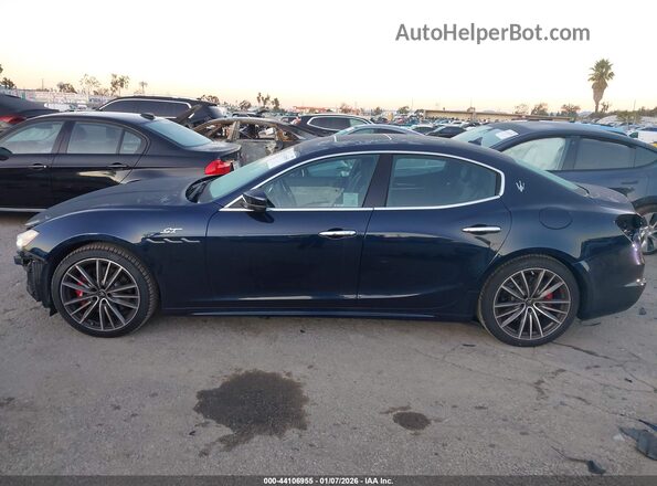 ZAM57XSA8N1388933 2022 MASERATI GHIBLI Dark Blue 