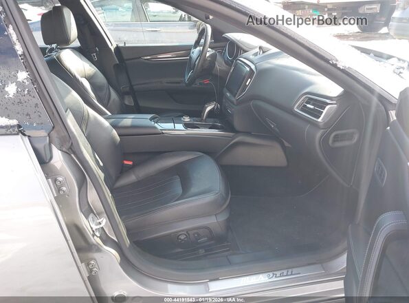 ZAM57XSAXK1320810 2019 MASERATI GHIBLI Gray Vista interior delantera