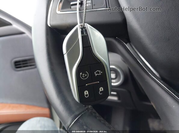 ZAM57YSL1M1362065 2021 MASERATI GHIBLI White Vista del salpicadero