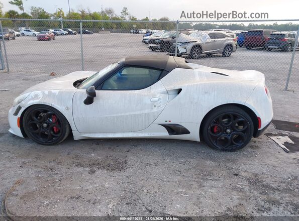 ZARBAAB42JM282492 2018 ALFA ROMEO 4C SPIDER White 