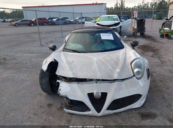ZARBAAB42JM282492 2018 ALFA ROMEO 4C SPIDER White 