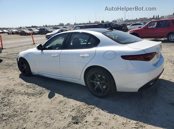 ZARFAECN0H7560394 2017 ALFA ROMEO GIULIA White 