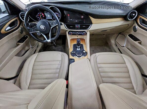 ZARFAECN2H7550790 2017 ALFA ROMEO GIULIA White Widok deski rozdzielczej