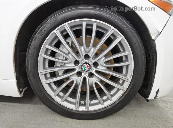 ZARFAECN2H7550790 2017 ALFA ROMEO GIULIA White 