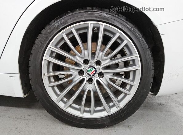 ZARFAECN2H7550790 2017 ALFA ROMEO GIULIA White 