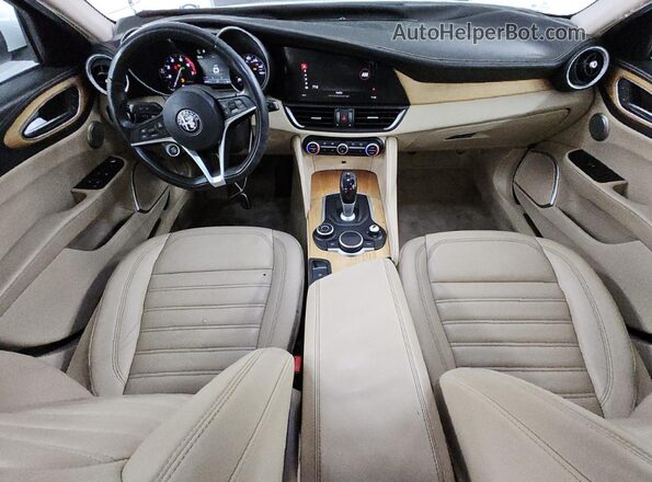 ZARFAECN2H7550790 2017 ALFA ROMEO GIULIA White 
