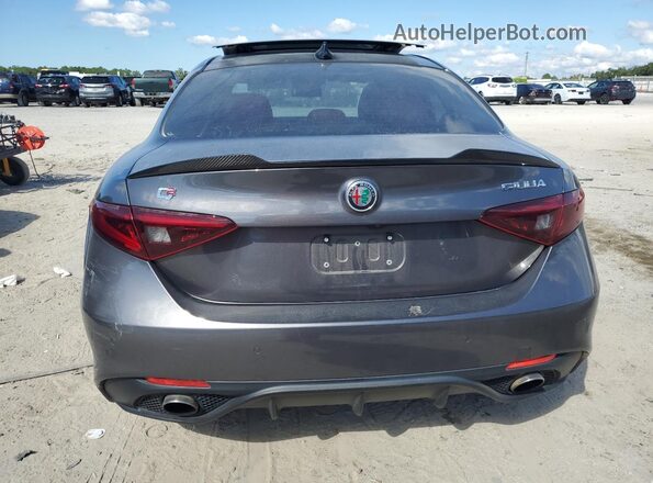 ZARFAECNXJ7589584 2018 ALFA ROMEO GIULIA Charcoal Vista trasera