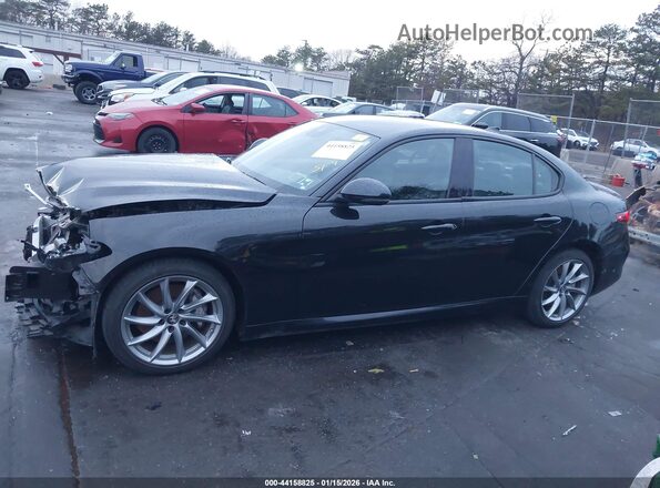 ZARFAMAN1P7668325 2023 ALFA ROMEO GIULIA Black 