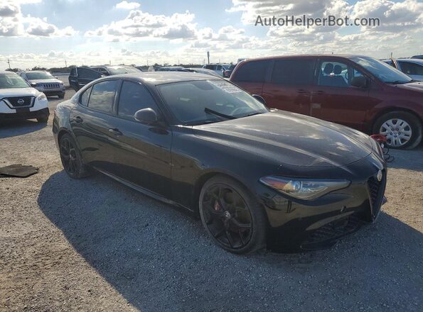 ZARFAMAN4K7622772 2019 ALFA ROMEO GIULIA Black Դիմացի տեսք