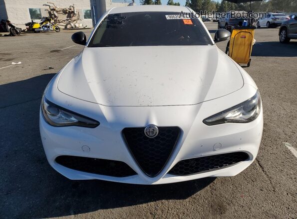 ZARFAMAN6M7648440 2021 ALFA ROMEO GIULIA White Front view