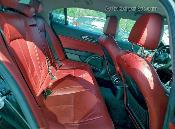 ZARFAMAN8L7627314 2020 ALFA ROMEO GIULIA Черный Вид задних сидений