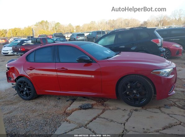 ZARFAMAN9M7649808 2021 ALFA ROMEO GIULIA Красный Вид задней части салона
