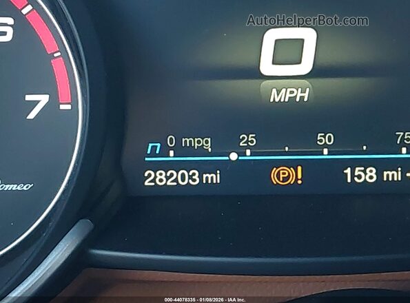 ZARFAMAN9M7649808 2021 ALFA ROMEO GIULIA Красный 