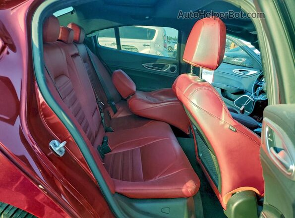 ZARFAMBN0P7671070 2023 ALFA ROMEO GIULIA Red 