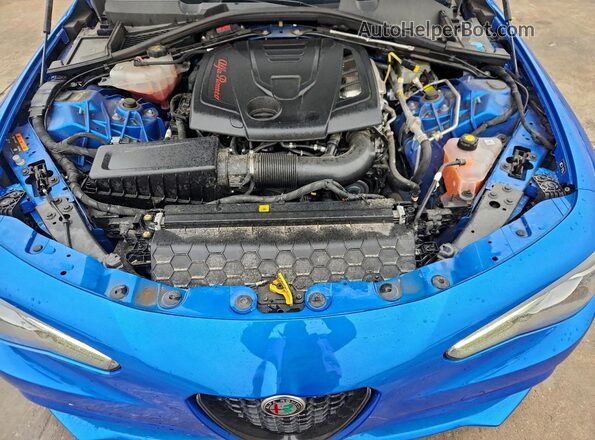 ZARFAMBN2P7668400 2023 ALFA ROMEO GIULIA Blue Widok wnętrza z tyłu
