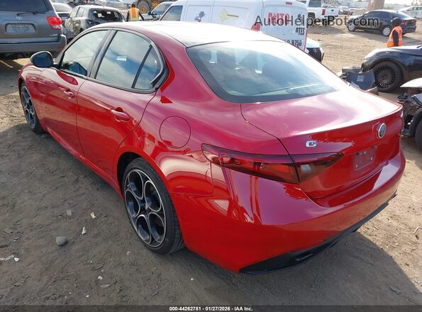 ZARFAMBN3P7676280 2023 ALFA ROMEO GIULIA Red Tył lewy