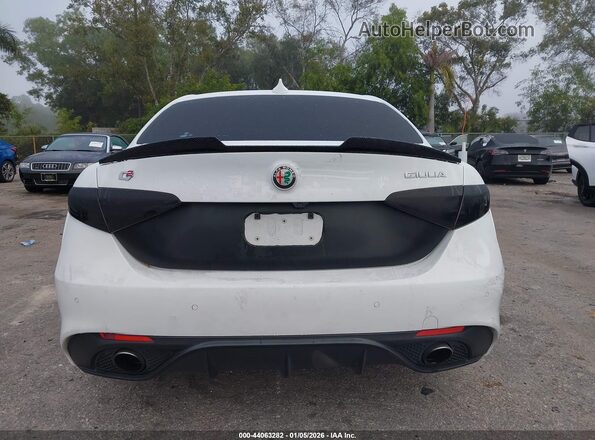 ZARFAMBNXK7603478 2019 ALFA ROMEO GIULIA White 