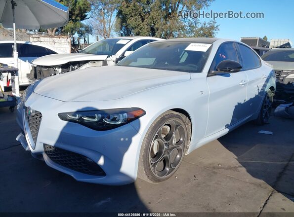 ZARFAMBNXR7677672 2024 ALFA ROMEO GIULIA Blue Front left