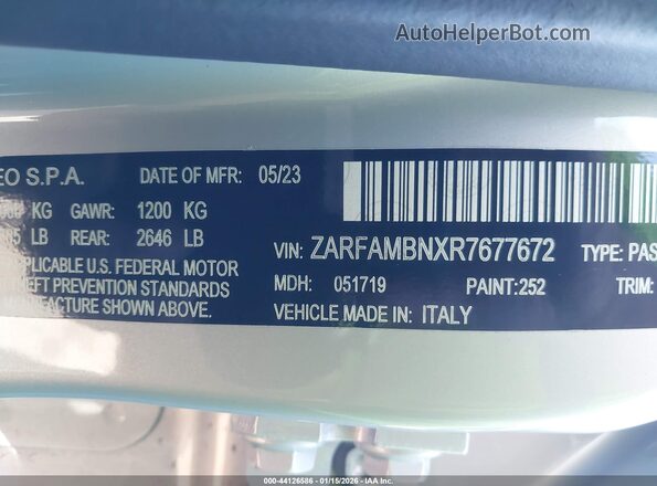 ZARFAMBNXR7677672 2024 ALFA ROMEO GIULIA Blue Engine compartment view