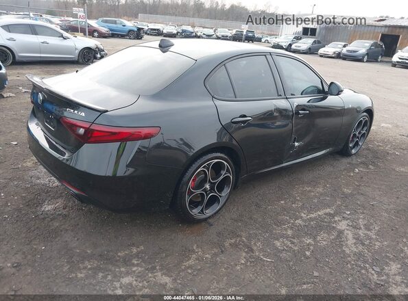 ZARFANBN2N7652801 2022 ALFA ROMEO GIULIA Black Tył prawy