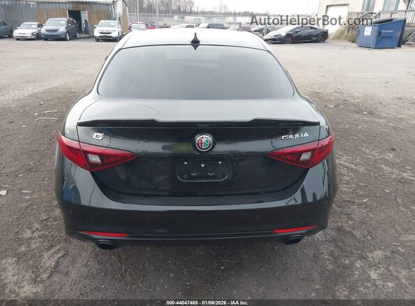 ZARFANBN2N7652801 2022 ALFA ROMEO GIULIA Black 