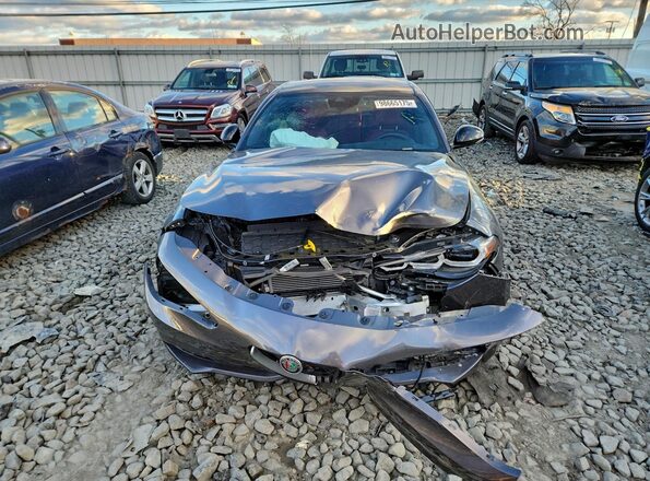 ZARFANBN2R7681513 2024 ALFA ROMEO GIULIA Gray Widok z przodu