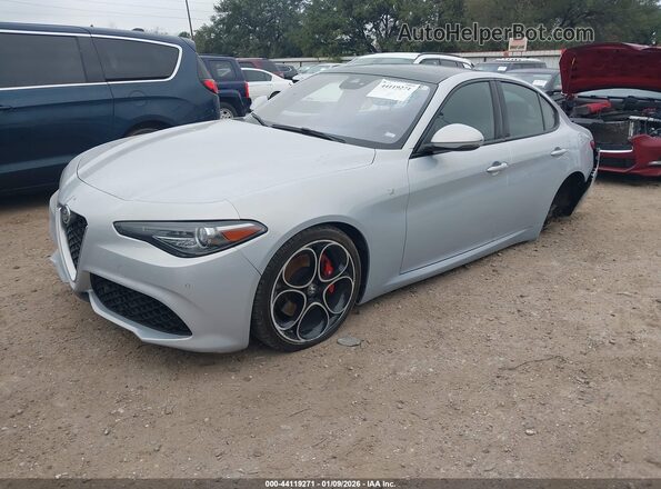 ZARFANBN3P7670985 2023 ALFA ROMEO GIULIA Silver Передня ліва чверть