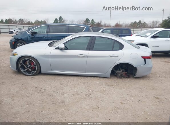 ZARFANBN3P7670985 2023 ALFA ROMEO GIULIA Silver 