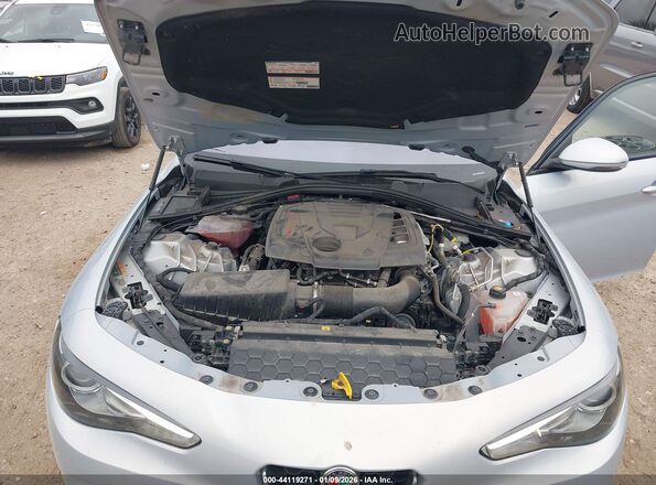 ZARFANBN3P7670985 2023 ALFA ROMEO GIULIA Silver Вид ззаду