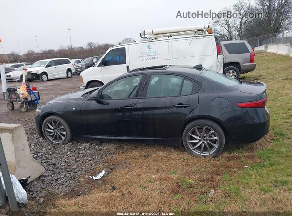 ZARFANBN6N7655152 2022 ALFA ROMEO GIULIA Black Панорамний вид салону 360°
