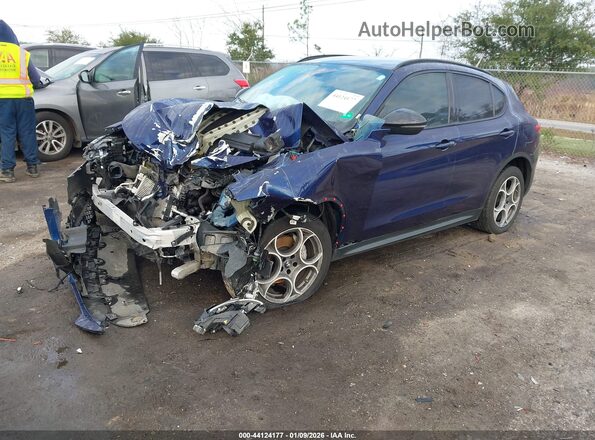 ZASPAJAN6M7D13599 2021 ALFA ROMEO STELVIO Blue Front left