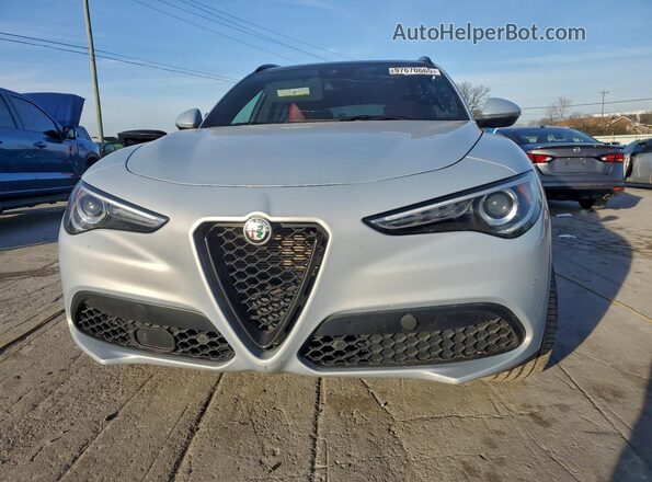ZASPAJAN8P7D55051 2023 ALFA ROMEO STELVIO Gray Вид спереду
