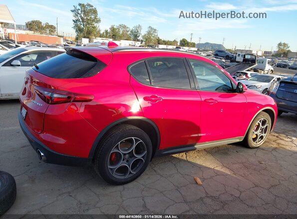 ZASPAKAN7K7C35126 2019 ALFA ROMEO STELVIO Red უკანა სალონის ხედი