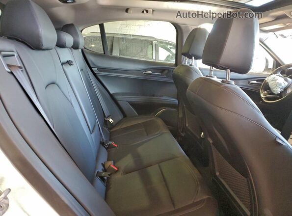 ZASPAKAN7M7D11219 2021 ALFA ROMEO STELVIO White 