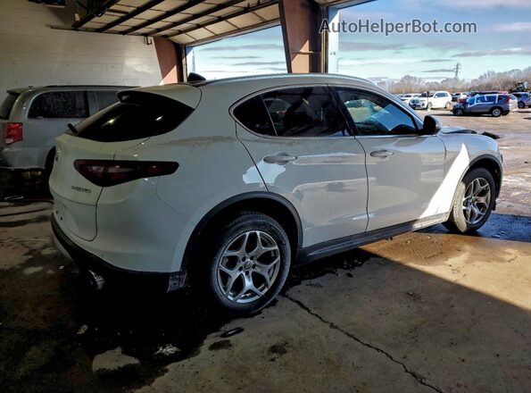 ZASPAKAN7M7D11219 2021 ALFA ROMEO STELVIO White 