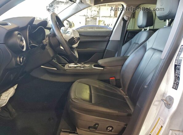 ZASPAKAN7M7D11219 2021 ALFA ROMEO STELVIO White 