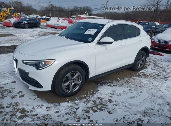 ZASPAKAN8M7D09141 2021 ALFA ROMEO STELVIO White Передня ліва чверть