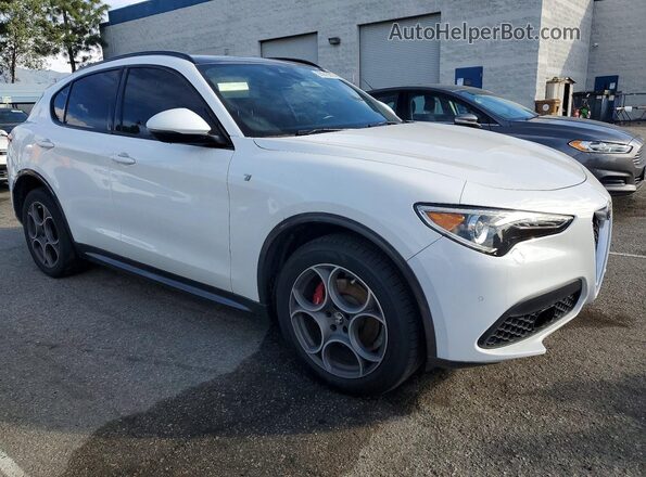 ZASPAKBN2N7D47884 2022 ALFA ROMEO STELVIO White Передня права чверть