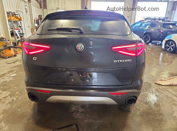 ZASPAKBN3N7D39664 2022 ALFA ROMEO STELVIO Black Widok z tyłu