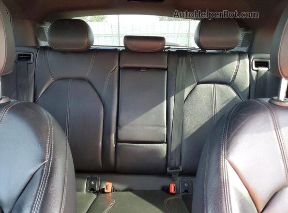 ZASPAKBN5N7D48267 2022 ALFA ROMEO STELVIO Two Tone Widok tylnych siedzeń