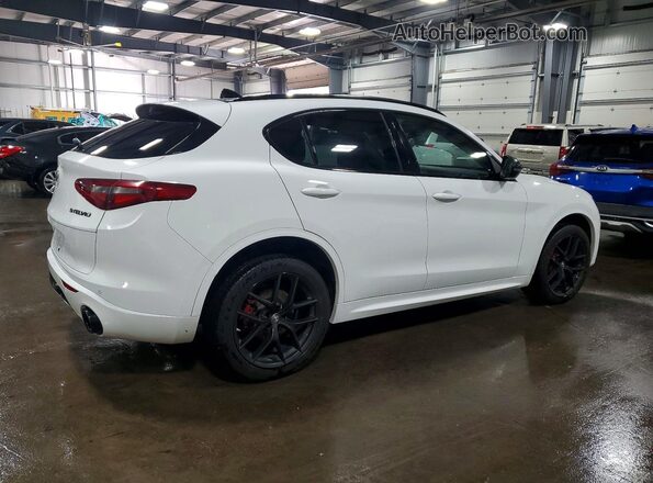 ZASPAKBN6L7C97097 2020 ALFA ROMEO STELVIO White 