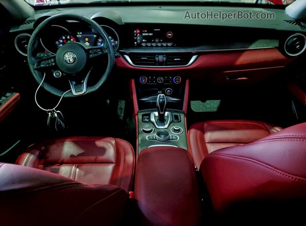 ZASPAKBN7M7D01191 2021 ALFA ROMEO STELVIO Red 