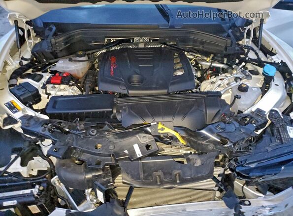 ZASPAKBN7R7D80448 2024 ALFA ROMEO STELVIO White Շարժիչի բաժամունքի տեսք