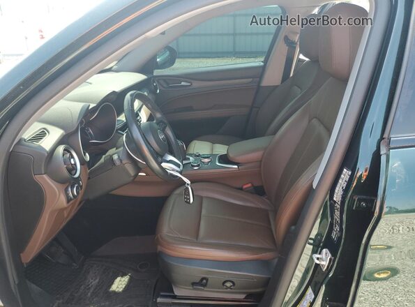 ZASPAKBN9M7D19675 2021 ALFA ROMEO STELVIO Green წინა სალონის ხედი