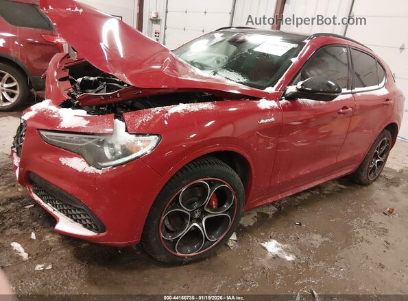 ZASPAKBN9N7D49406 2022 ALFA ROMEO STELVIO Red წინა მარცხენა ხედი სამი მეოთხედიდან