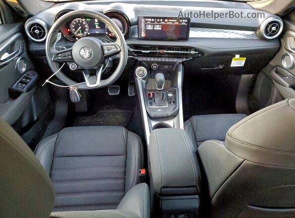 ZASPATDW2R3056758 2024 ALFA ROMEO OTHER Black Вид панелі приладів