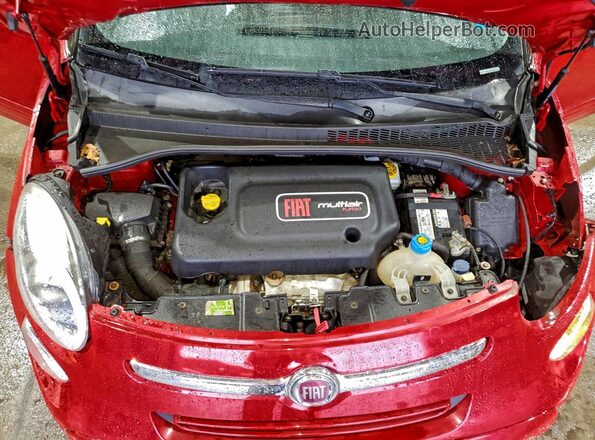 ZFBCFAAH1GZ038416 2016 FIAT 500L Red Вид задньої частини салону